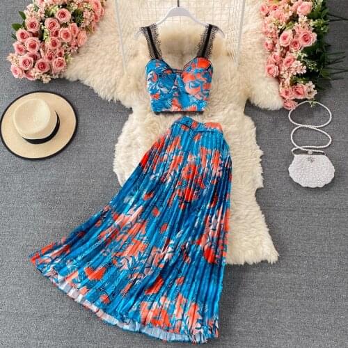 Bohemian Vacation Beach 2pcs Set Women Floral Printed Short Strapless Tops And High Waist Pleated Long Skirt Suit Spring Summer