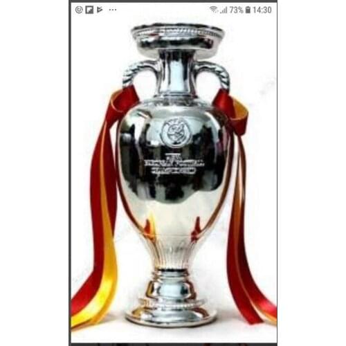 Gold person trophy spot solid metal honorary school sports meeting French European Cup trophy model wholesale