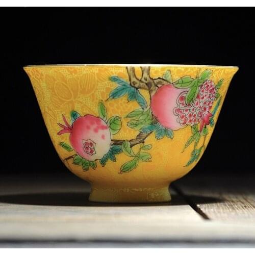 Hand-painted Pastel Rolling Rose Golden Edge Pomegranate Kung Fu Small Tea Cup