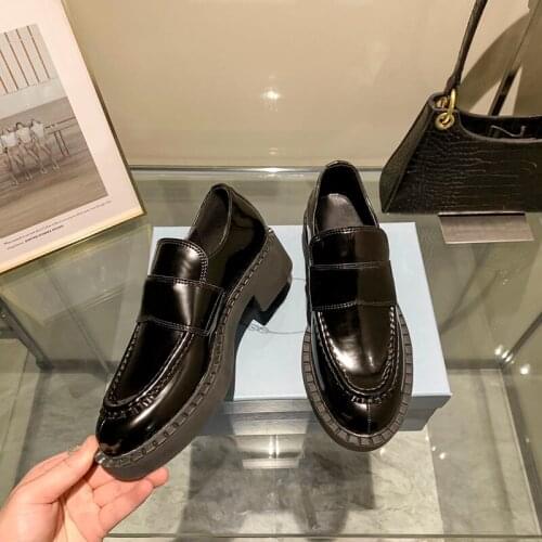 England Loafers Shoes Woman Black Patent Leather Designer Thick Bottom Casual Dress Shoes Spring Autumn Round Toe Flat Pumps