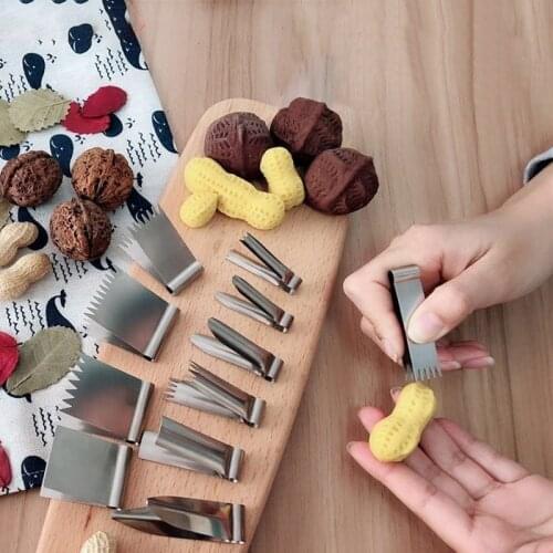 Walnut Cake Molds Stainless Steel Clips Baking Bread Dessert Pastry Clips Peanut Molds Steamed stuffed bun Decoration Clip