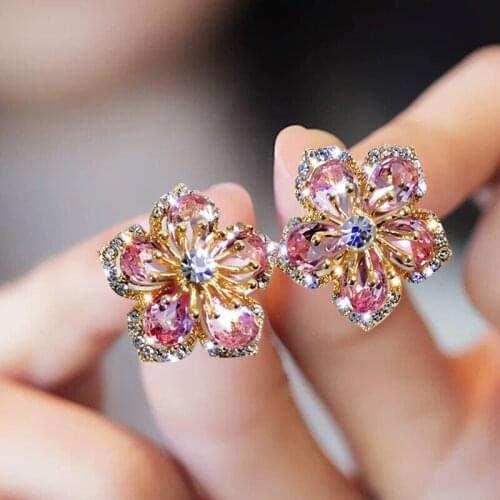 New Style Korean Sweet Cute Women Flower Crystal Earrings 2021 Fashion Fresh Women AAA Zircon Earrings for Bride Wedding Jewelry