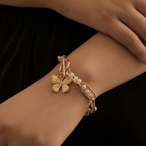 Punk Charm Chain Layered rButterfly Bracelets for Women Imitation Pearl Butterfly Bangle Bracelets Fashion Bohemian Jewelry Gift
