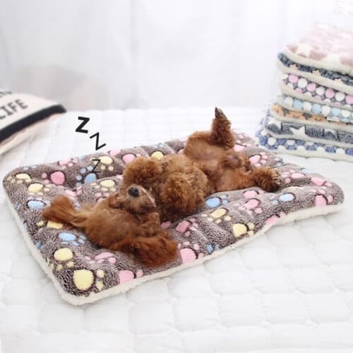 Pet Dog Mattress Pet Soft Blanket Paw Print Coral Fleece Dog Cat Beds Mats For Small Medium Large Dogs Cats Pet Supplies
