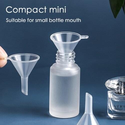 5Pcs 38mm*31mm Mini Funnel Perfume Dispenser Funnel Small Plastic Funnels for Lab Bottles Sand Art Spices Powder Essential Oil