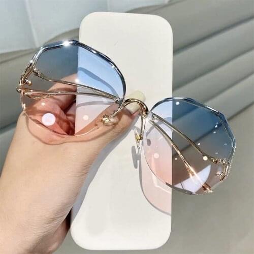 2021 Brand Gradient Sunglasses All-match Metal Curved Temples Sun Glasses Female Rimless Trimmed Sunglasses INS Decor Glasses