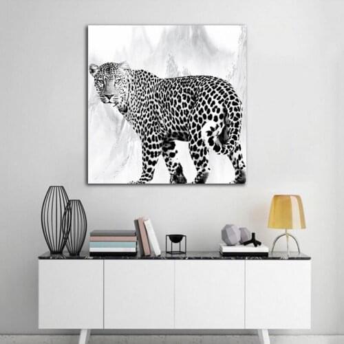 Nordic Animal Poster Black and White Leopard Canvas Painting Modern Home Decoration Wall Art Pictures for Living Room No Frame