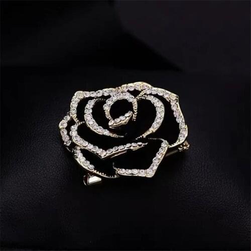 Luxury Camellia Brooches for Girl Womens Brooches Pins 2021 Flower Brooches Womens accessories