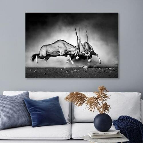 Black and White Antelope Canvas Painting Wall Art Nordic Posters and Prints Wall Pictures for Living Room Decoration Frameless
