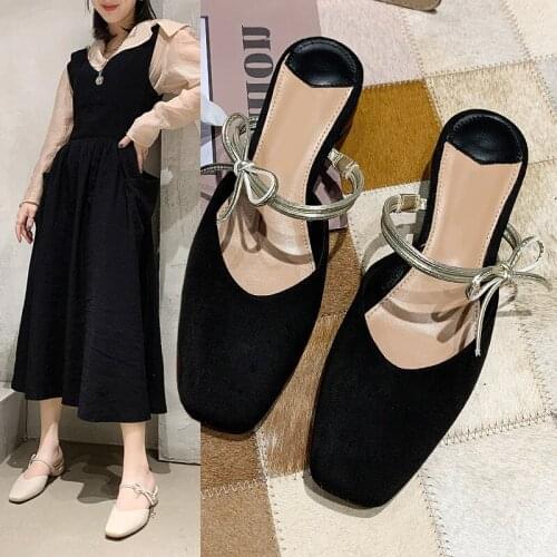 Net Red Slippers Womens Outer Wear 2020 Autumn New All-match Fairy Square Head Thick Heel Baotou Muller Half Slippers