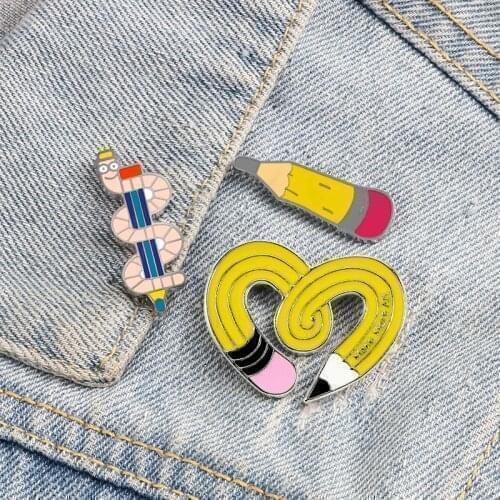 Creative Yellow Pencil Pins Cartoon Cute Enamel Brooches Custom Metal Button Lapel Pin Denim Backpack Badge Fashion Jewelry Gift