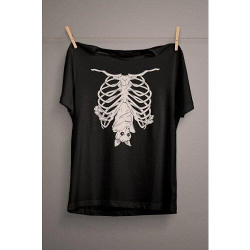 Creepy Cute Bat T-Shirt, Pastel Goth Clothing, Soft Grunge, Pastel Grunge, Gothic Clothing