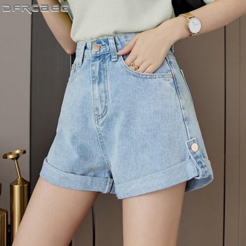 Light Blue Retro BF Womens Denim Shorts Summer 2021 High Waist Loose Streetwear Washed Crimping Jean Short Femme