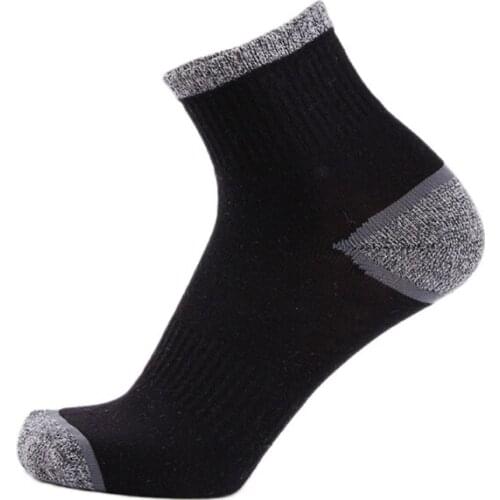 Men Outdoor Sports Bike Cycling Sock Quick Drying Hiking Camping Cycling Socks Half Thick Running Socks