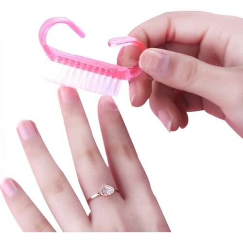 Nail cleaning brush dust brush calf horn brush nail Small and portable Clean nails Professional nail tools