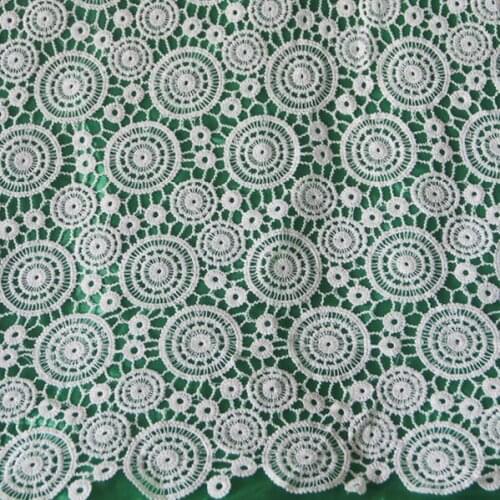 2017 Free Shipping 5 Yards High Quality Guipure Lace Nigerian Lace Fabrics Water Soluble African Lace Fabric For Wedding Dress