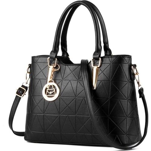 Women Handbags 2018 New Female Bag Simple Women Shoulder Bags Designer Ladies Flower womens Messenger for Lady Totes Girls Pack