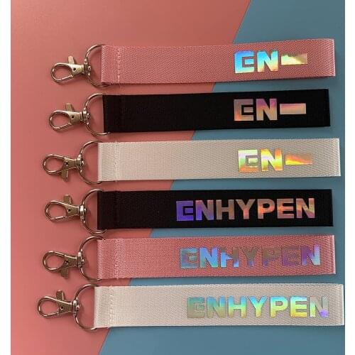 1pcs Kpop ENHYPEN Keychain White Black Group Name Pendant Enhypen Key chain for fans Gift