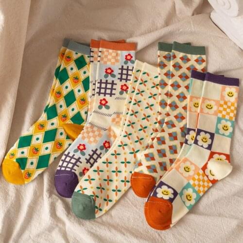 2 Pair Long Winter Socks Women Cute Fashion Flowers Print Socks Set Happy Funny Kawaii Korean Style Streetwear Socken Colorful