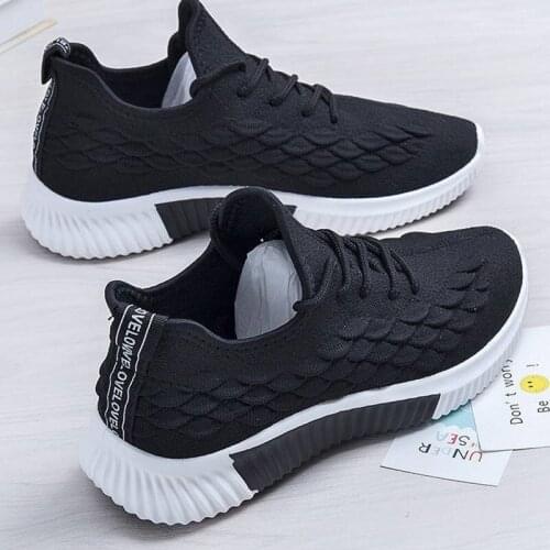 Lightweight Flying Woven Casual Shoes Sports Shoes Casual Shoes Low-heel Womens Shoes New Spring 2021