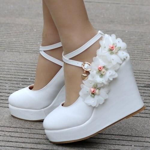 2020 new White Wedges Wedding Pumps Sweet White Flower Lace Pearl Platform Pump Shoes Bride Dress High Heels W13
