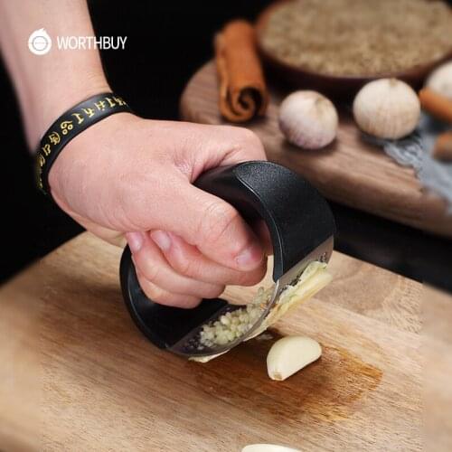 WORTHBUY Creative Stainless Steel Garlic Press Manual Garlic Chopper Crusher Ginger Press Kitchen Accessories Vegetable Tools
