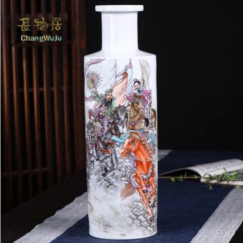 Changwuju in Jingdezhen the handmade porcelain vase painted by Chaozhiyou as home decoration and business gift