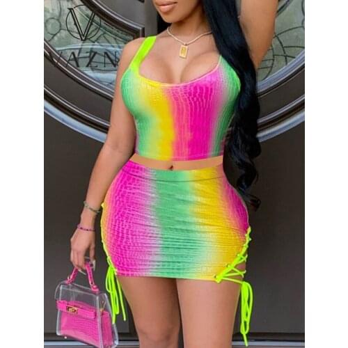 VAZN Summer 2021 European and American Womens Sexy Print Rainbow Strip Drawing Pleated Vest Corns Two-Piece Set