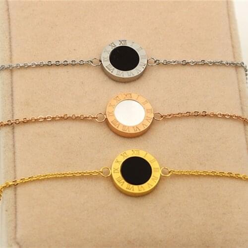 Double Side Black and White Color Roman Link Chain Bracelet For Women Jewelry Silver Hollow Circle Shell Charm Bracelet K0011-1