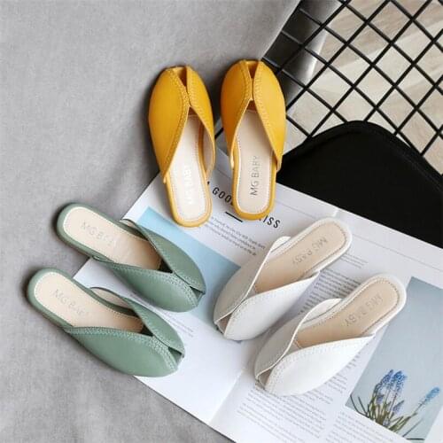 2021 Girls fashion Baotou summer sandals Girls' indoor Soft bottom non-slip flat shoes Cute princess Indoor home slippers 26-35