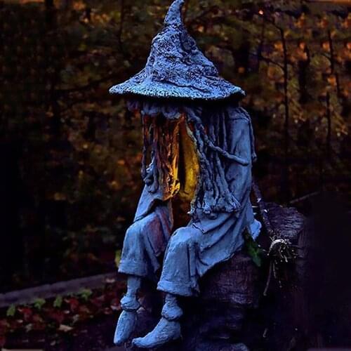 Witch Ghoul Sitting Statue Solar Light Crafts Resin Ornament for Home Garden Courtyard Decoration 2021