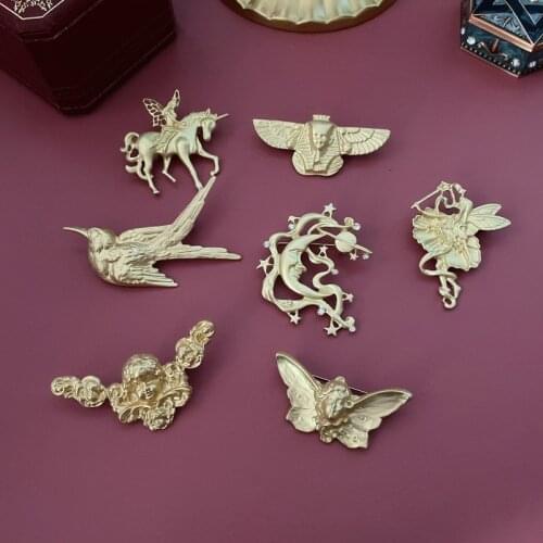 Fashion Metal Vintage Animal Brooch Creative Personality Modern Mujer Gifts Party Coath Accessories