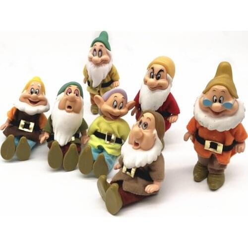 Snow White and The Seven Dwarfs Doll Action Figures Anime Cartoon Hand Office Model Ornaments
