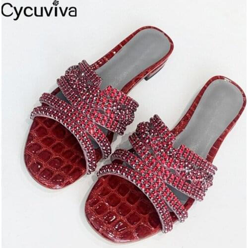 New Open Toe Crystal Slippers Women Outwear Flat Casual Shoes Summer Rhinestone Slides 2020 Runway Flat Sandals Beach Shoes