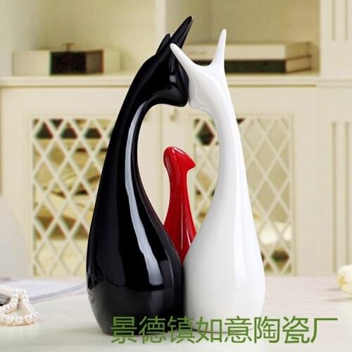 Creative home furnishings pottery ornaments married couple family of three deer wholesale