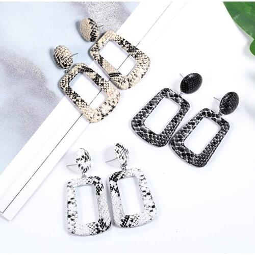 Summer Love Round Square Leather Earrings Long Dangle Snake Leopard Pattern Hanging Earring Drop Earrings for Women Jewelry