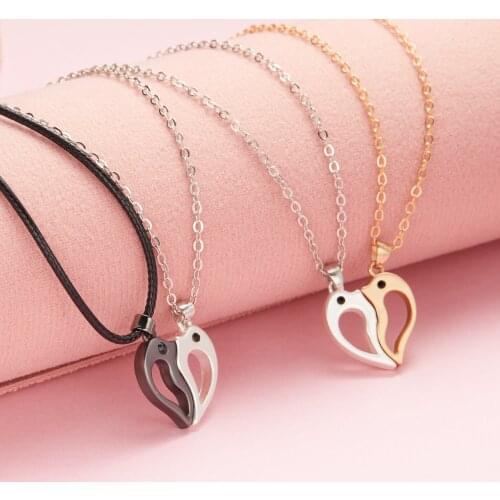 2 PCS /Set Dolphin Lover Heart Necklace Jewelry Pendant Choker Couple Necklace For Men Women Lady BoyGirls Valentines Day Gift