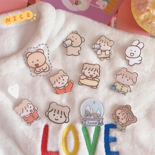 Ins Cute Acrylic Bunny Brooch Cartoon Bear Anime Brooches Girl Female Clothes Bag Pendant Badge Pins Accessories