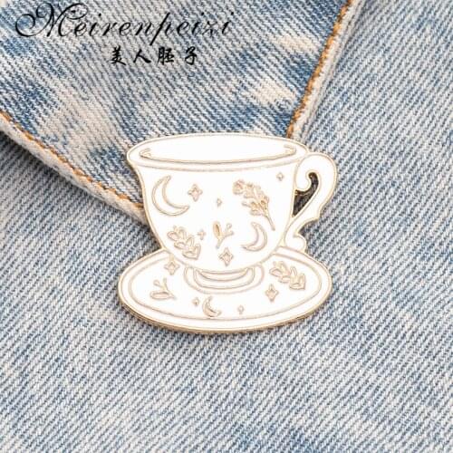 Meirenpeizi Badges Adventure Time Cup Brooches for Women Cute Enamel Pins Backpack Jackets Lapel Pin Fashion Jewelry Gift