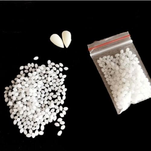 Halloween DIY Resin Fangs Halloween Decoration Props Horror Vampire Teeth with Glue Cosplay Costume Dress False Fangs Props