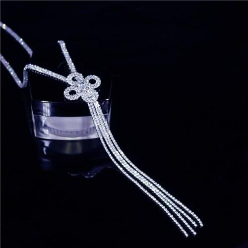 New Fashion Crystal Flower Pendant Necklace for Women Bling Rhinestone Choker Necklace Exquisite Luxury Jewelry Gift