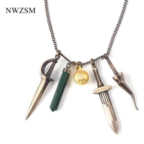 Game Residents Evils 8 Village Necklaces Lady Dimitrescus Daughter Daniela Bela Pendant Necklace Choker Women Cosplay Jewelry