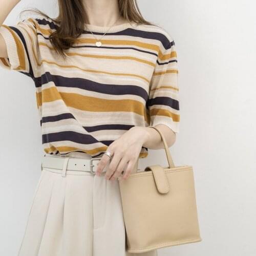 Knock-on striped short-sleeved knitwear Womens Summer Slim streetwear women top Regular Summer Tops Tees