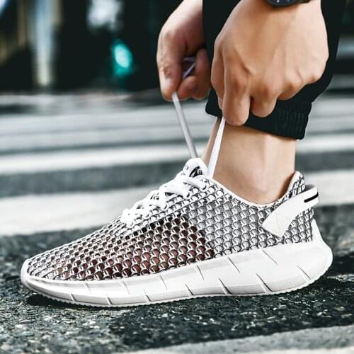Mens spring running shoes with hollow mesh surface, breathable single mesh, soft sole, thin style, large mesh for leisure sport