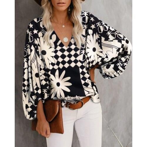 Spring and Autumn Womens Long Sleeve T-shirt Flower Print Fashion Casual Lantern Sleeve V-neck Loose Top