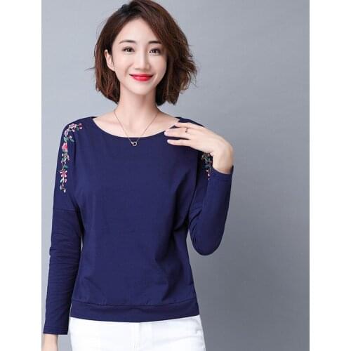 Long sleeve T-shirt cotton 2019 spring new vintage Embroidery Tops women Casual O-Neck Tops Tees Womens clothing