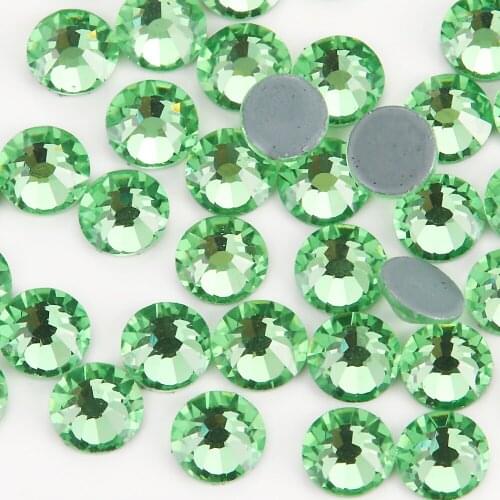 New SMC Cut Peridot Iron on Rhinestone ss16 ss20 ss30 Hotfix Rhinestones AAAAA Grade for Luxury DIY things