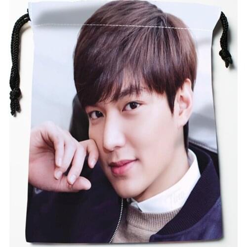 Custom Lee Min Ho Drawstring Bags Dust-Proof Fashion Pattern Print Storage Bags Boys Girls Birthday Gift Bag Size 18X22cm