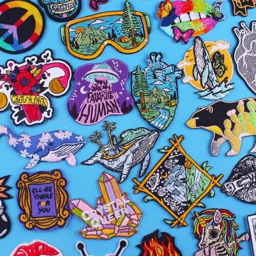 Whale Patch Iron On Patches For T-Shirt UFO Embroidery Pacth Applique Stickers On Clothes DIY Fashion Flower Stripes Badge