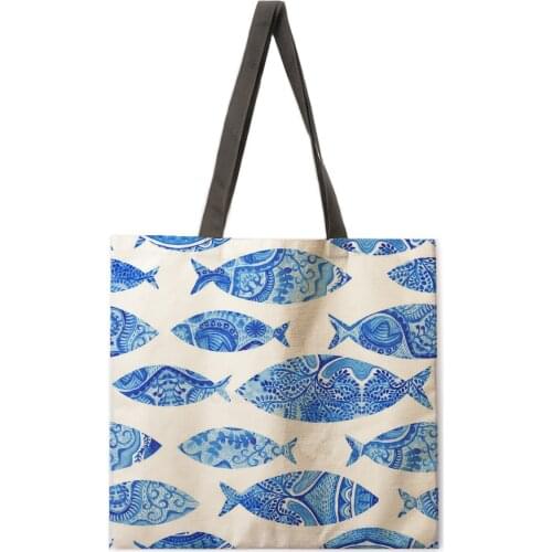 Fashion bags, shopping bags, a lot of fish print handbags, ladies casual handbags, ladies shoulder bags, outdoor beach handbags